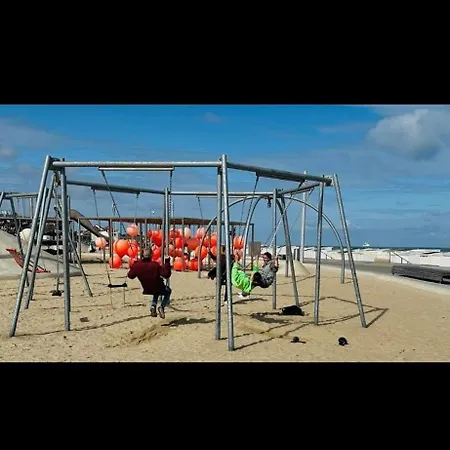 Le Carpe Diem Bateau Chauffe Toute L'année Botel Calais