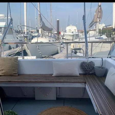 Le Carpe Diem Bateau Chauffe Toute L'annee *