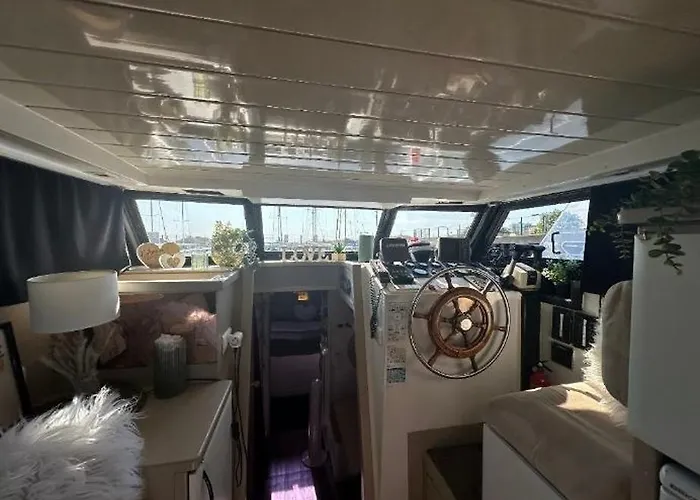 Le Carpe Diem Bateau Chauffe Toute L'annee * Calais