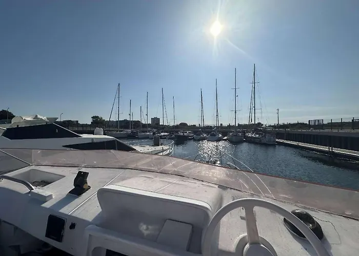 Botel Le Carpe Diem Bateau Chauffe Toute L'annee *